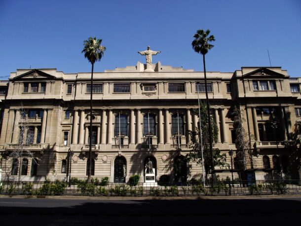 Casa_Central_Pontificia_Universidad_Catolica_de_Chile