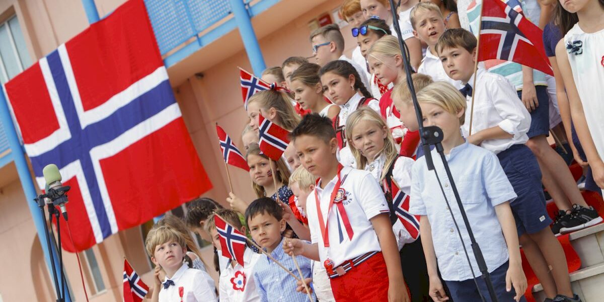 residentes-extranjeros-dia-noruega-alfas-del-pi-20