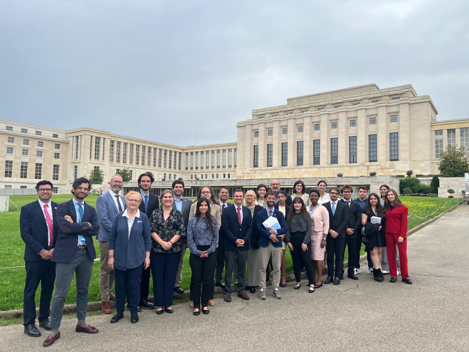 Group Picture UN 5